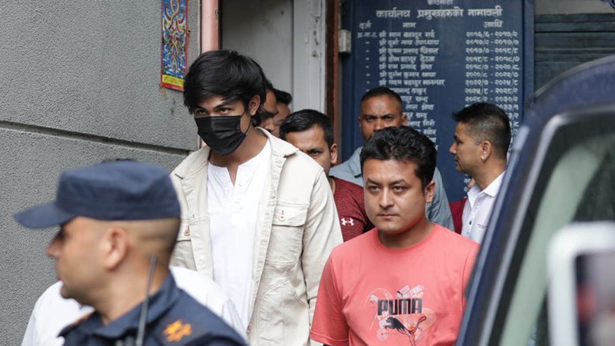 अभिनेता अनमोल केसी पक्राउ।